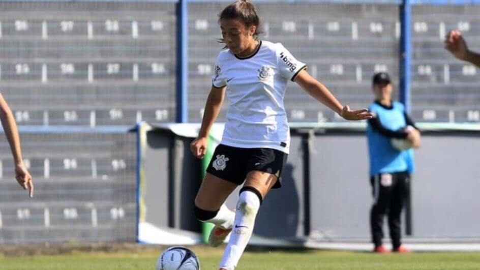 futebol-feminino-nati-pereira