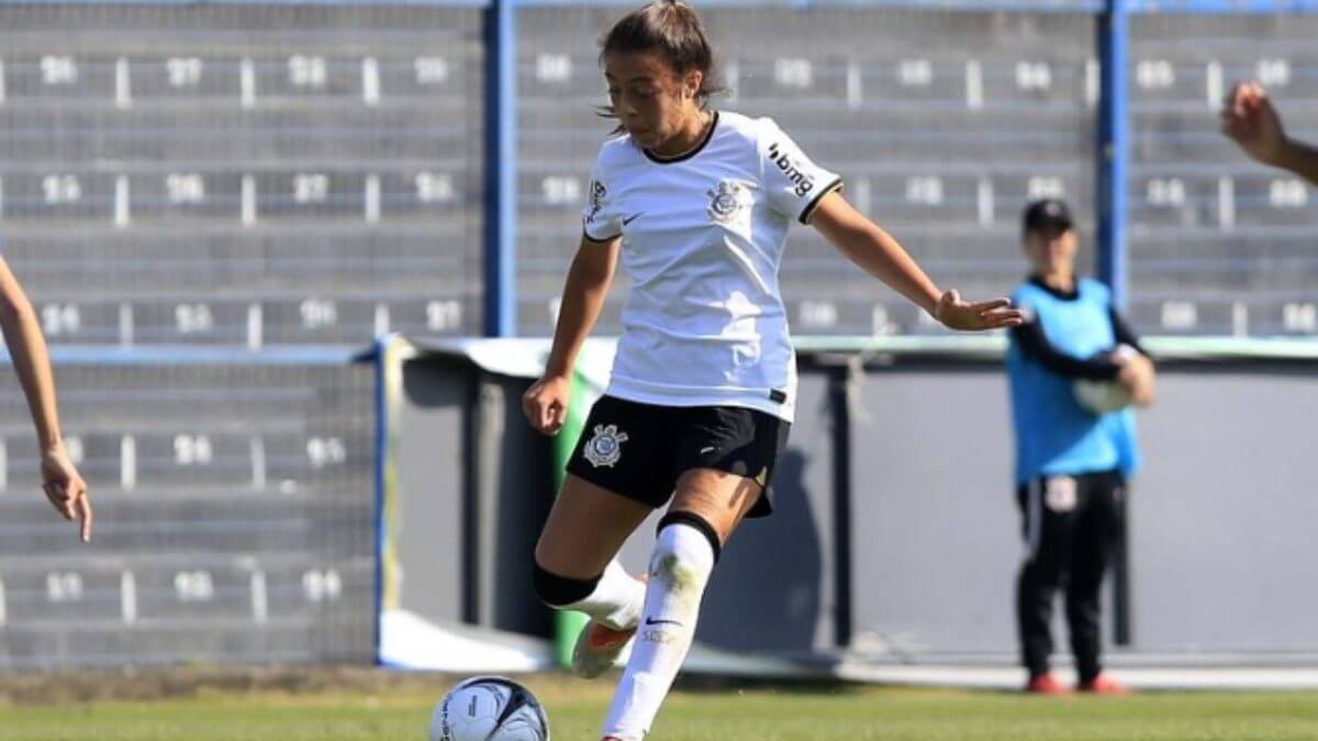 futebol-feminino-nati-pereira