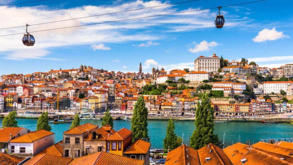 Vista aérea da Cidade do Porto em Portugal
