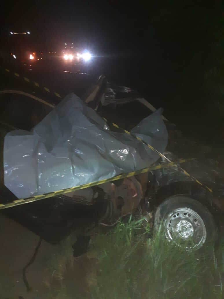 Carro envolvido em acidente
