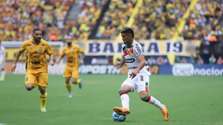 Brusque e Amazonas no primeiro jogo da final da Série C (Foto: Ismael/@ismaelfotofc/Brusque/Divulgação)