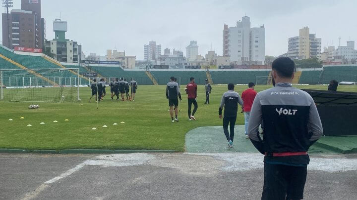 Figueirense treina no Orlando Scarpelli antes de enfrentar o concordia - foto ze maia cbn