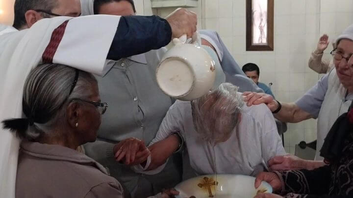 Idosa foi batizada em SC