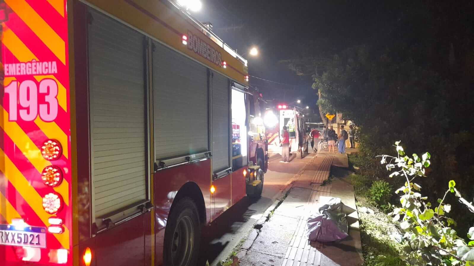Idoso-morre-afogado-ao-se-desequilibrar-e-cair-em-rio-em-Palhoca