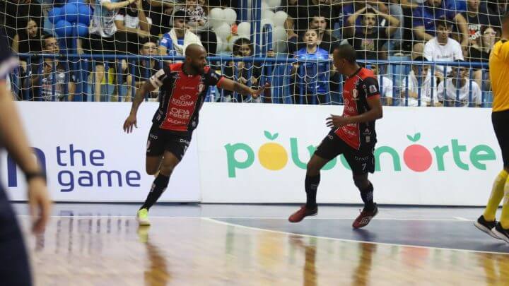 JEC/Krona x Foz Cataratas