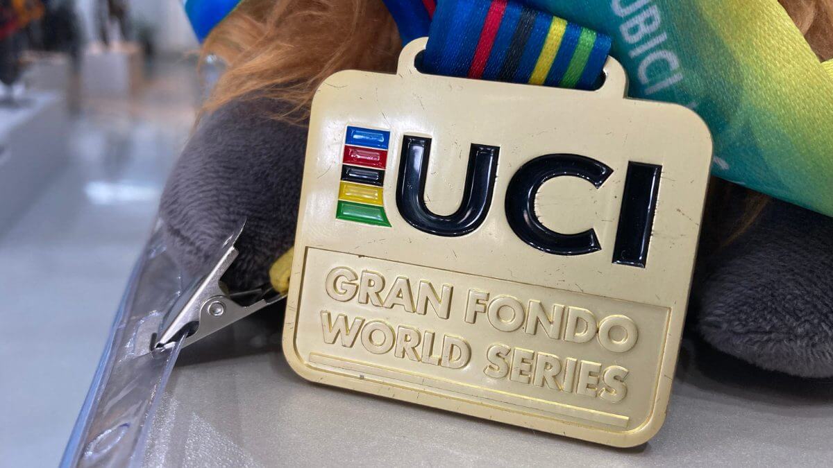 Medalha Gran Fondo (Foto: Marcos Jordão, NSC)