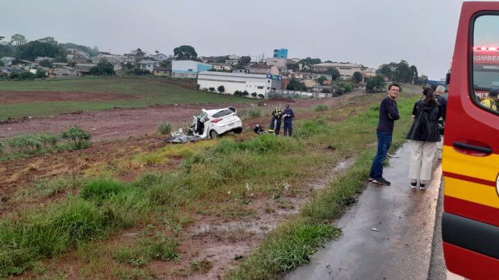 Acidente aconteceu na manhã desta quarta-feira (4) na BR-282