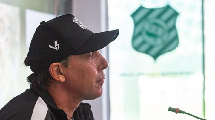 Paulo Baier em coletiva de imprensa (Foto: Patrick Floriani FFC)