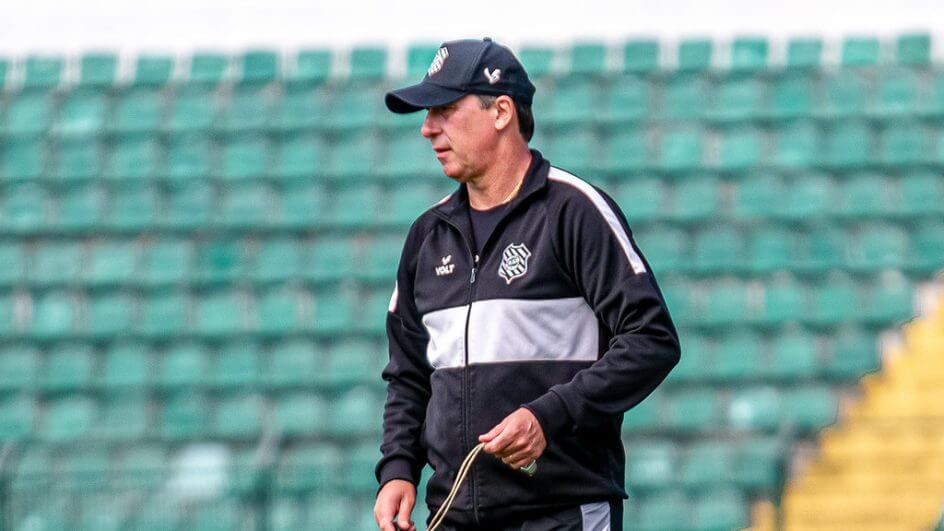 Paulo Baier, técnico do Figueirense (Foto: Patrick Floriani/ FFC)