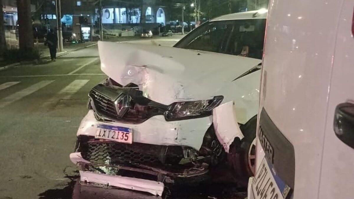 Perseguição policial termina em acidente com vítimas em Florianópolis