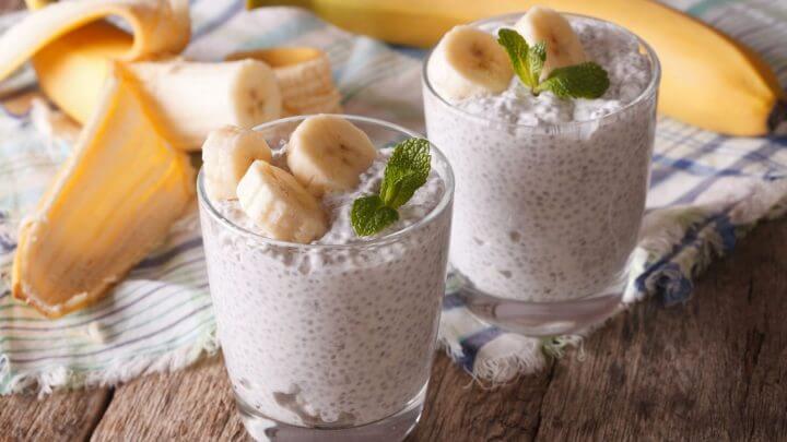 Pudim de chia com banana