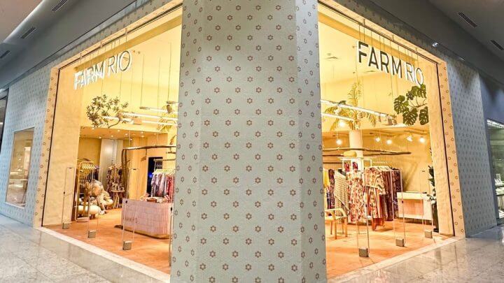 Quarta loja do Brasil do novo padrão Farm Rio chegou ao Continente Shopping. Divulgação