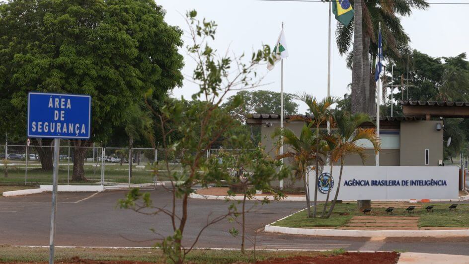 TCU investiga contrato do Exército com empresa investigada pela PF por suspeita de monitorar políticos e ministros
