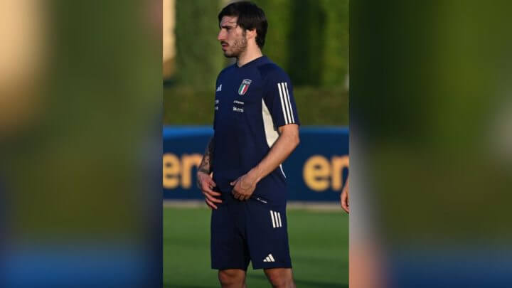Tonali é um dos investigados e foi dispensado da seleção italiana (@Azzurri/Twitter/Reprodução)