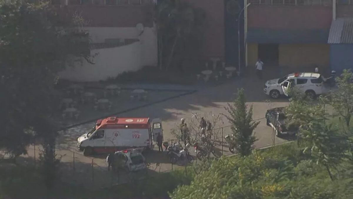 Ataque a tiros em escola de SP deixa uma estudante morta e outros três feridos