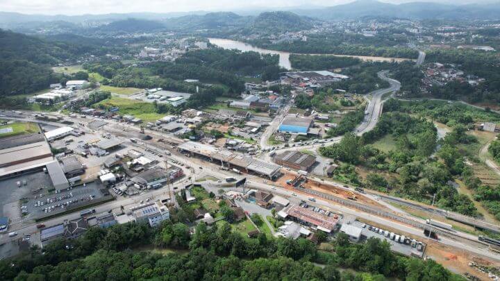 Duplicação da BR-470