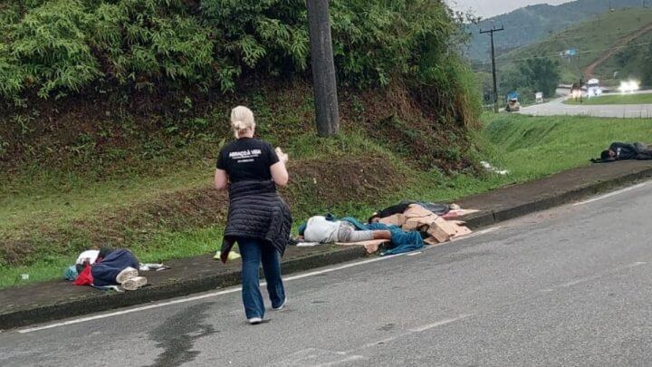 moradores de rua BR-101