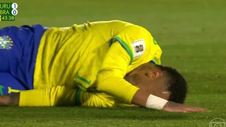 Neymar caído