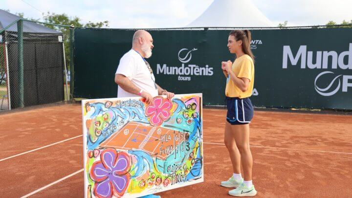Torneio em Florianópolis homenageia tenista que aposentou Serena Williams