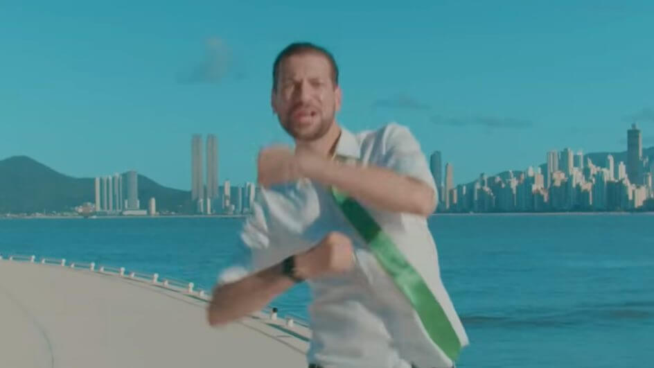 Todo Mundo Odeia o Corretor