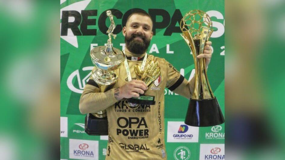 Willian, goleiro e ídolo do JEC Futsal, deixará o clube após 10 anos: "História está escrita"