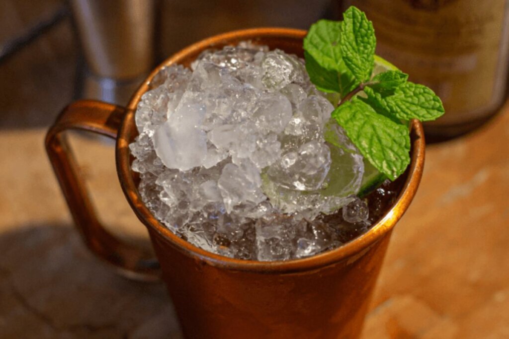 Cachaça Julep (Imagem: Divulgação | Leonardo Calixto)