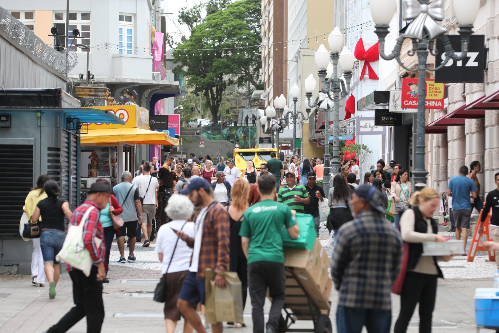 O que abre e o que fecha no feriadão de Ano Novo em SC