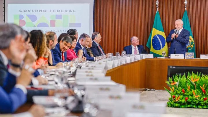 Lula entra em recesso após Natal e retornará em 3 de janeiro