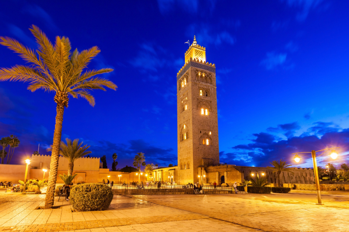 Mais de 40 mesquitas pontuam a paisagem de Marrakesh (Imagem: saiko3p | Shutterstock)