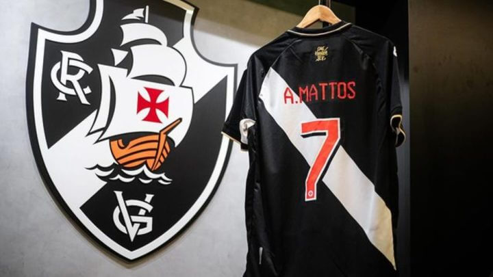 Mercado da Bola veja as movimentações no futebol desta segunda-feira (11122023)