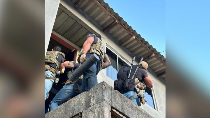 Mulher é presa suspeita de aplicar golpe do falso sequestro em Florianópolis