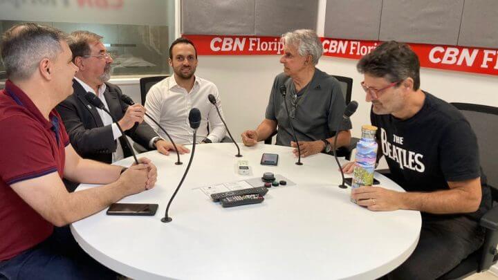 Presença na CBN Floripa (Foto: Marcos Jordão, NSC Total)