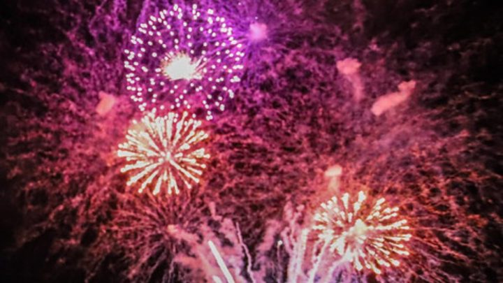 Réveillon no Meio-Oeste de SC terá DJs, queima de fogos e shows musicais; veja programação
