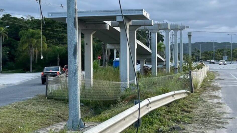 Rodovia de Florianópolis será interditada para obras em passarela a partir desta terça-feira