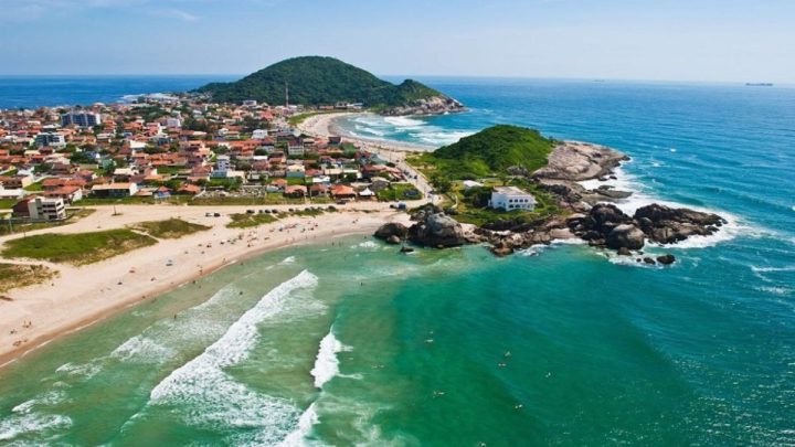 Quais praias estão próprias para banho no Norte de SC
