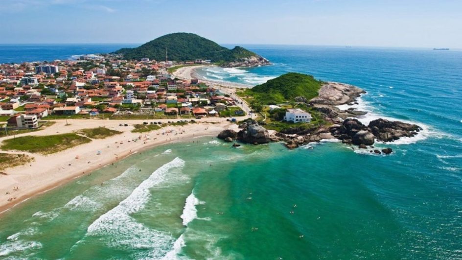 Quais praias estão próprias para banho no Norte de SC