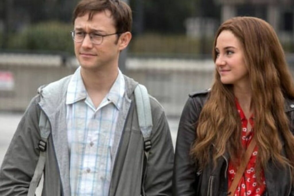 “Snowden” narra a história de um ex-funcionário da Agência de Segurança dos EUA que se torna inimigo da nação (Imagem: Reprodução digital | Open Road e Endgame Entreteiment)