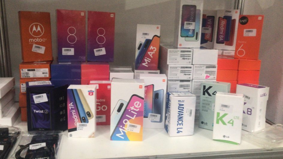 Veja quais mercadorias apreendidas pela Receita fazem parte de bazar beneficente