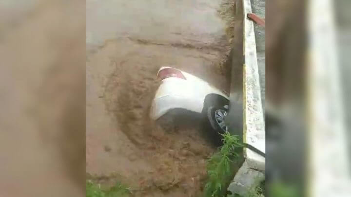 carro preso sc
