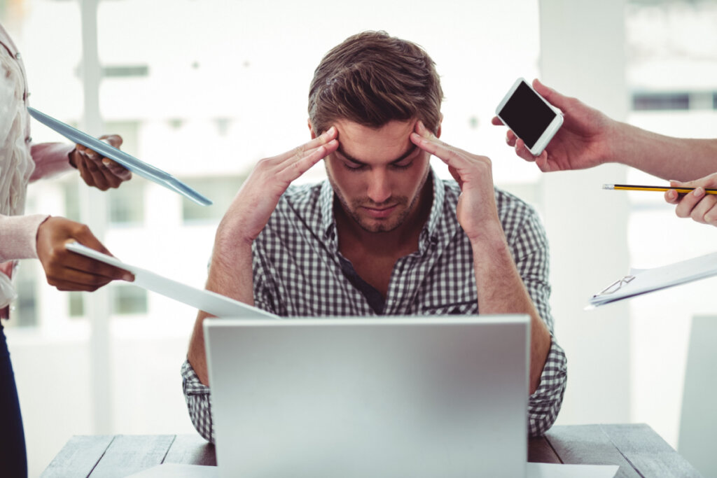 O estresse é um dos responsáveis pelo cansaço mental (Imagem: ESB Professional | Shutterstock)