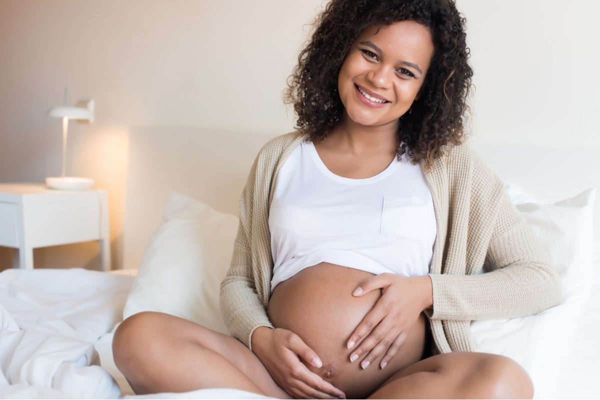 Condição se refere a uma lacuna ou defeito na cicatriz resultante de uma cesariana anterior (Imagem: Trendsetter Images | Shutterstock)