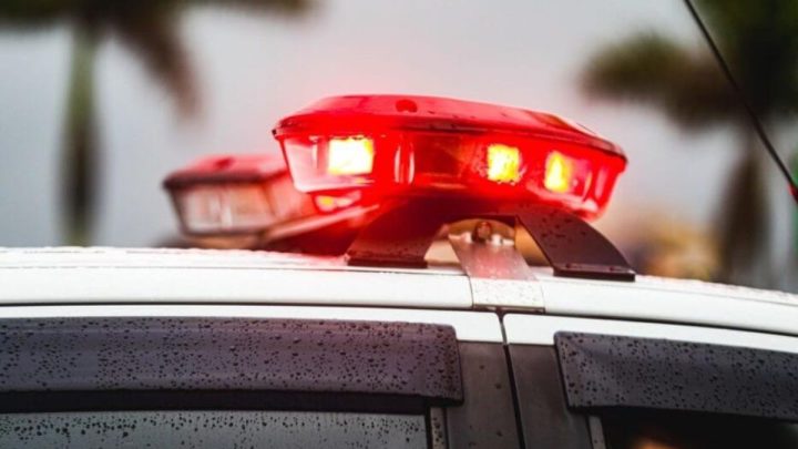 Homem é preso após agredir a mulher, o filho e aplicar golpes de muay thai em policiais em SC
