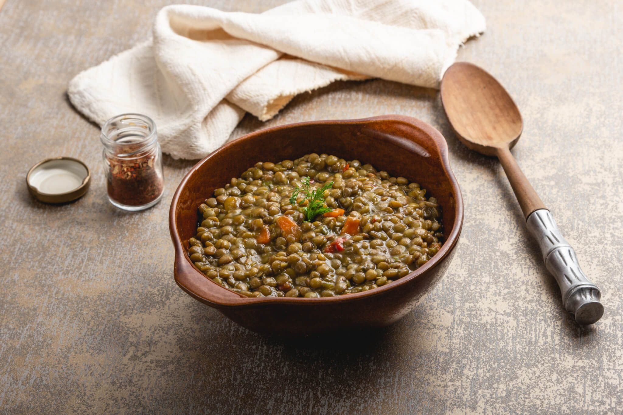 A lentilha é um alimento rico em proteínas (Imagem: fotomova | Shutterstock)