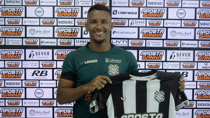 Matheus Farinha é o noov meia do Figueirense (Foto: Divulgação, Patrick Floriani, FFC)