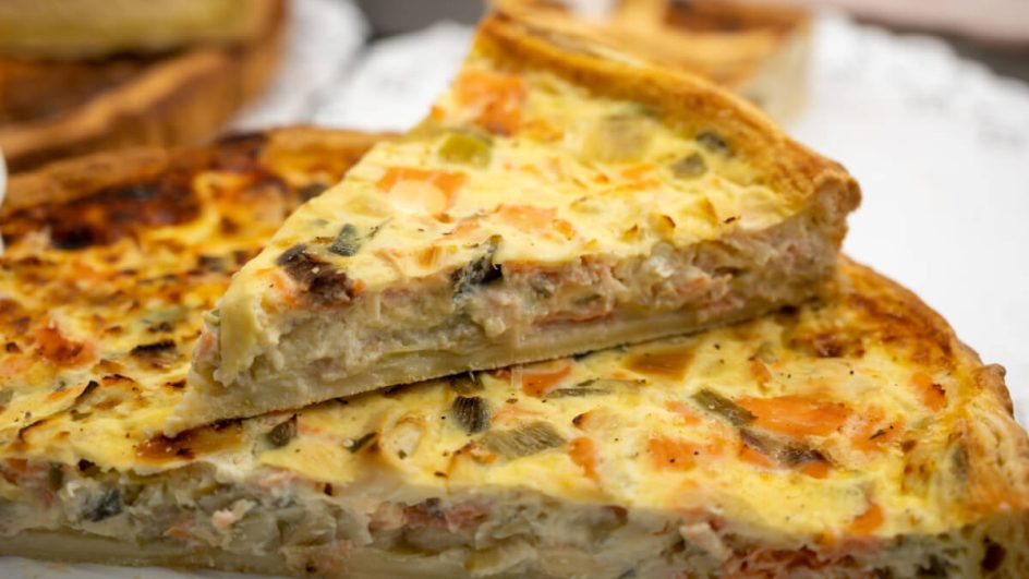 Quiche vegana de alho-poró e cenoura (Imagem: barmalini | Shutterstock)