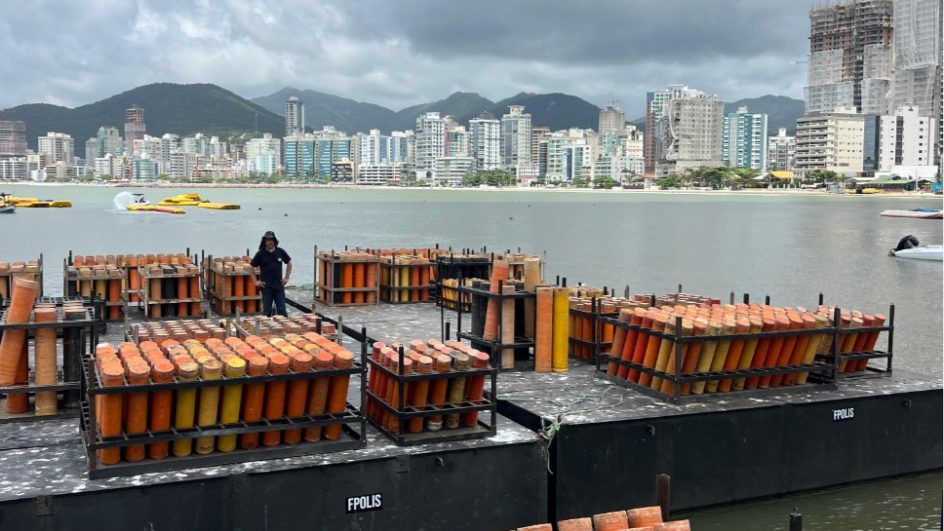 Balsas de onde sairá o show de fogos
