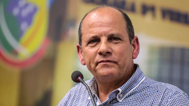 Vereador de Joinville é notificado dentro da prisão para se defender em até 10 dias