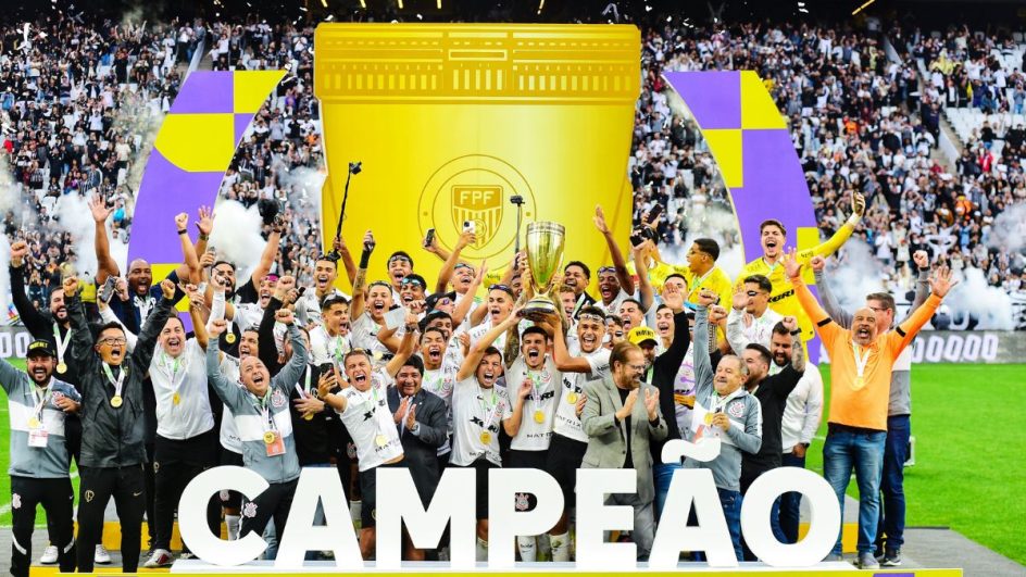 Corinthians campeão da Copinha (Foto: Alexandre Battibugli, Ag. Paulistão)
