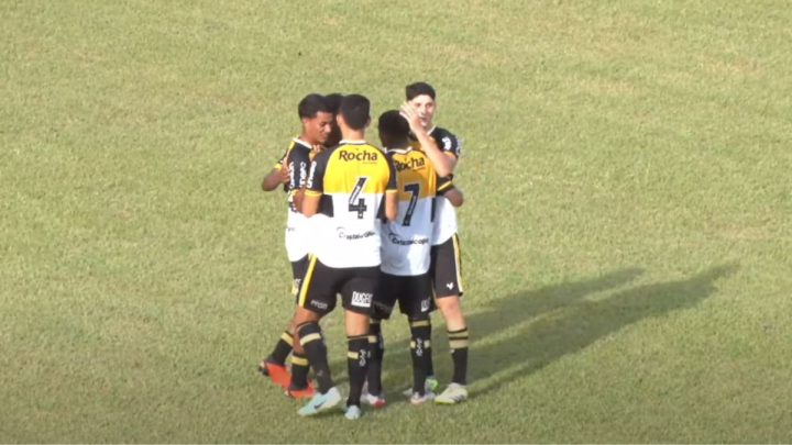 Criciúma vence em jogo movimentado pela Copinha (Foto: @futebolpaulista, YouTube, Reprodução)