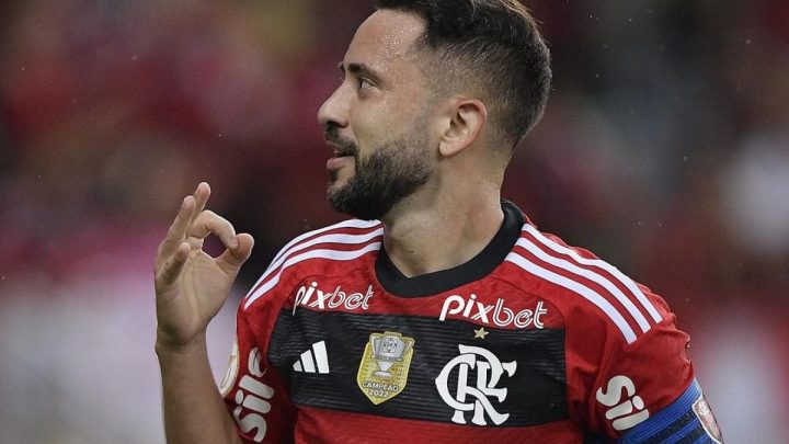Everton Ribeiro deixa o Flamengo e fecha acordo com o Bahia